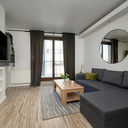 Spacious Located Near Raclawice Panorama By Renters Βρότσλαβ